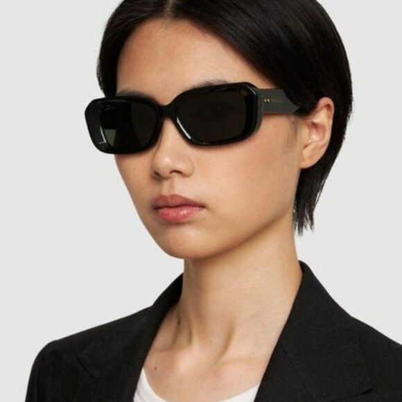 NEW Gucci GG1531SK 001 Black Grey Unisex Rectangle Sunglasses GG 1531SK - Picture 1 of 12